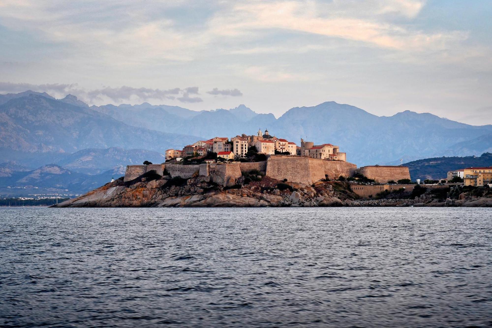 Camping Les Castors Calvi  Exterior photo