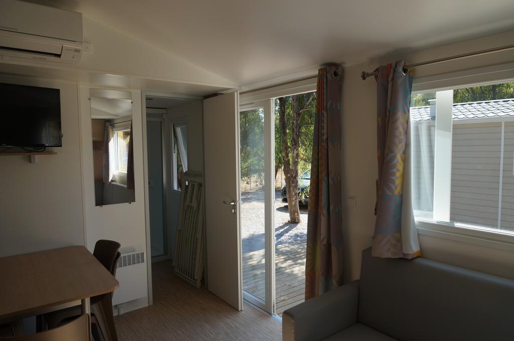 Camping Les Castors Hotel Calvi  Exterior photo