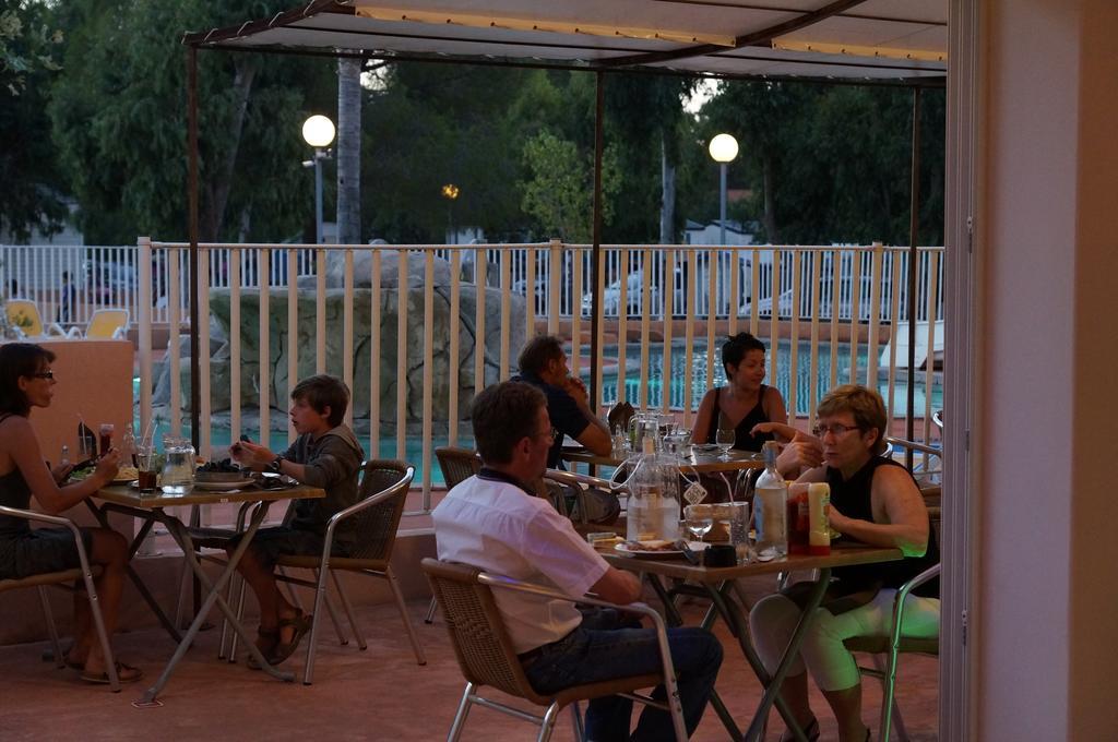 Camping Les Castors Hotel Calvi  Exterior photo